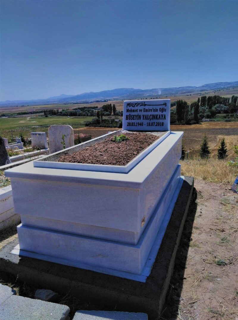 Beyaz 5 cm Kalınlık Çift Katlı Mermer Mezar