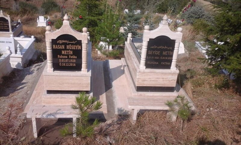Traverten Mermer mezar